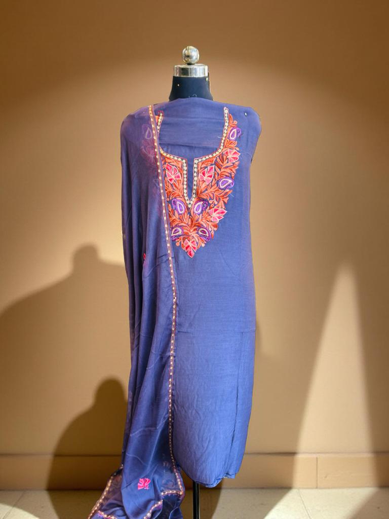 Muslin suit