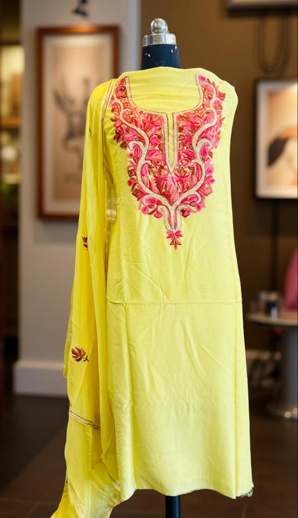 Muslin suit